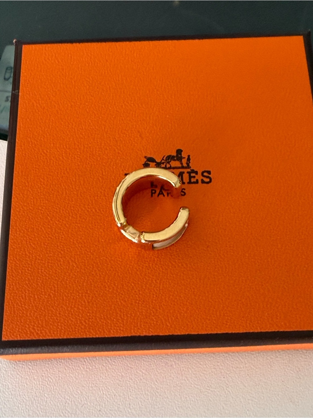 Hermes Gold and Grey H-Cuff Earring - Picture 2 of 5